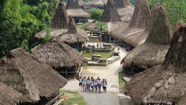 Melihat Eksotisme Kampung Adat Prai Ijing Sumba Barat