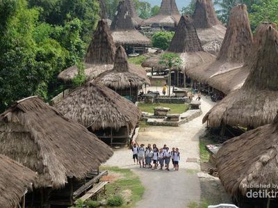 Melihat Eksotisme Kampung Adat Prai Ijing Sumba Barat