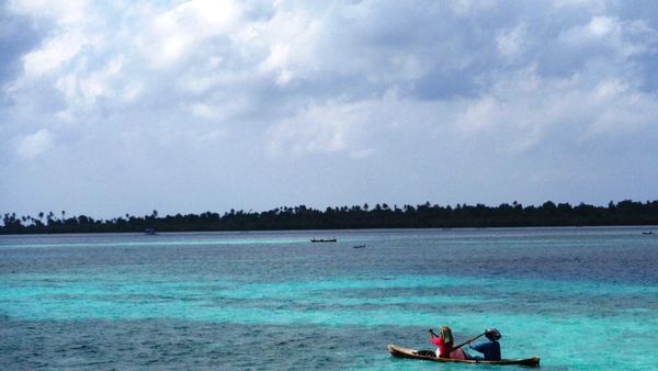 Melihat Kehidupan Suku Bajo