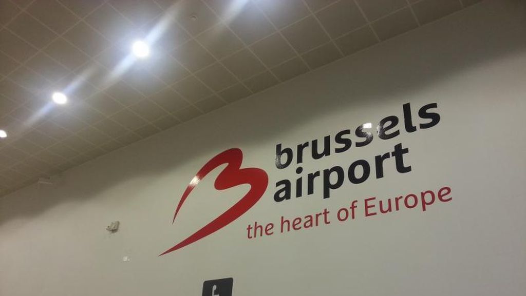 Membandingkan Bandara Brussels, Zurich dan Paris Membandingkan Bandara Brussels, Zurich dan Paris