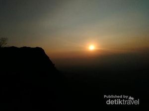 Menanti Senja di Kampung Pitu Nglanggeran