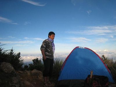 Mendaki Klabat, Gunung Tertinggi di Sulawesi Utara