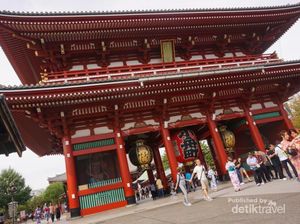 Menengok Sisi Lama Kota Tokyo di Asakusa