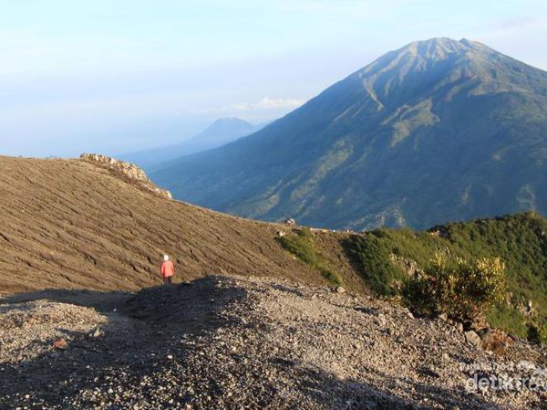 Menikmati Keheningan di Pasar Bubrah Merapi