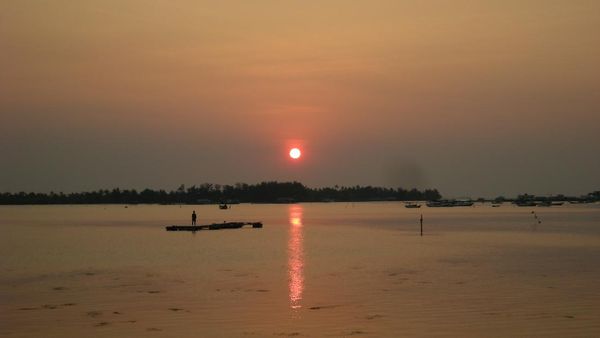 Menikmati Senja di Karimunjawa