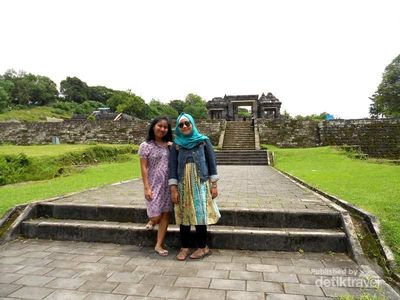 Menikmati Sore Yogyakarta di Candi Ratu Boko