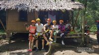 Menjajal Panjat Tebing Tertinggi Kedua di Asia