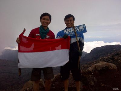Menutup Tahun di Gunung Slamet