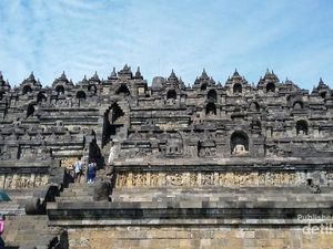 Meresapi Keindahan Candi Borobudur