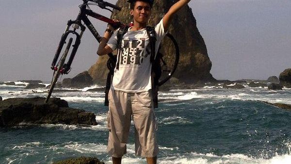 Naik Sepeda ke Papuma