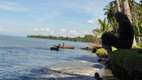 Nyiur Melambai di Pantai Lemo, Sulsel