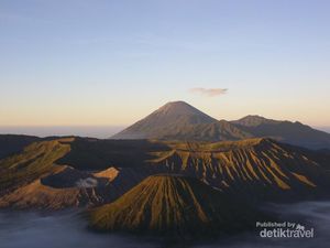 Pagi di Bromo, Indahnya Bukan Main