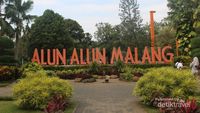 Pagi yang Menyenangkan di Alun-alun Kota Malang