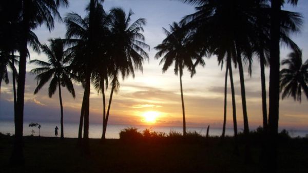 Pantai Gondang di Lombok yang Belum Tersentuh Manusia