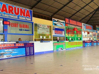 Pantai Indah & Durian Murah di Tanjung Pinang