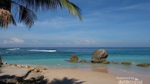 Pantai Nihiwatu di Sumba Barat, Cantik Bukan Main