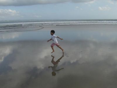 Pantai Pangandaran Paling Cocok Untuk Liburan Keluarga