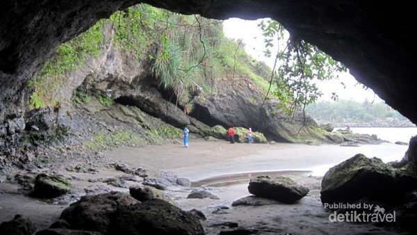 Pantai-pantai Cantik di Kebumen