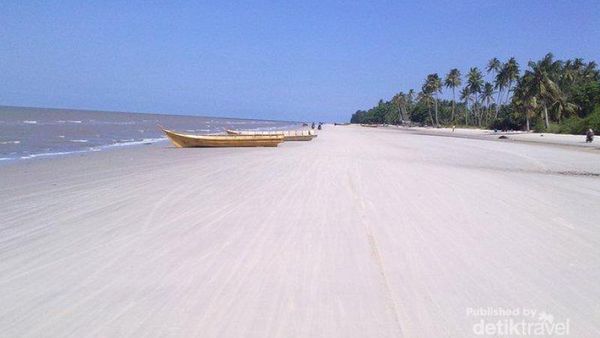 Pantai Rupat, Indah Tersembunyi di Riau
