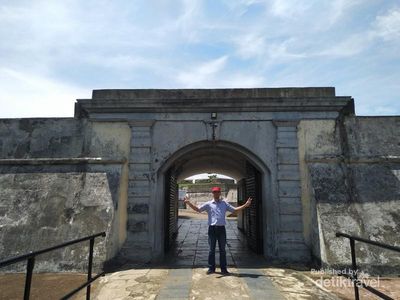 Peninggalan Inggris di Sisi Timur Pulau Sumatera