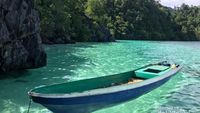 Perahu Bagai Melayang di Labengki dan Sombori
