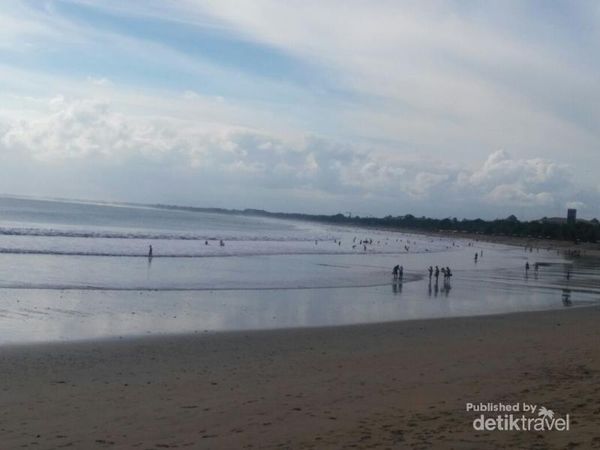Pesona Pantai Kuta Bali yang Tidak Ada Habisnya