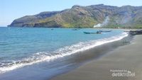 Pintu Gerbang Cantik Pulau Sumbawa