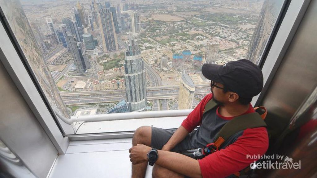 Potret Cantik Dubai Dari Burj Khalifa