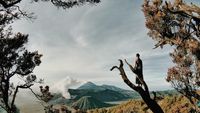 Potret Keindahan Bromo