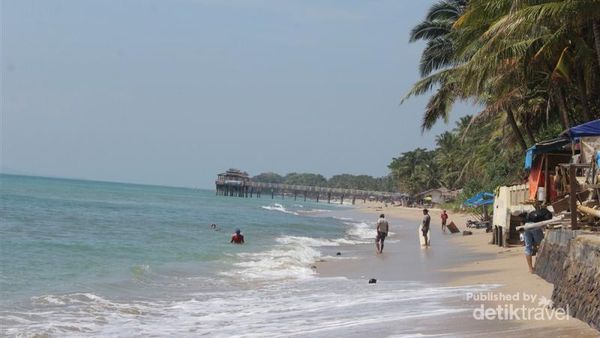 Potret Pantai-pantai di Anyer yang Bikin Jatuh Hati