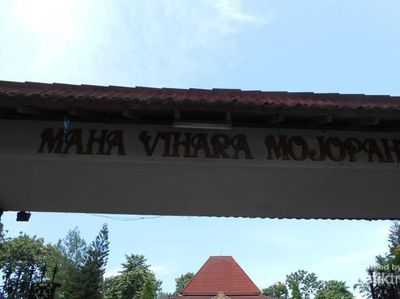 Potret Patung Buddha Tidur Asli Indonesia