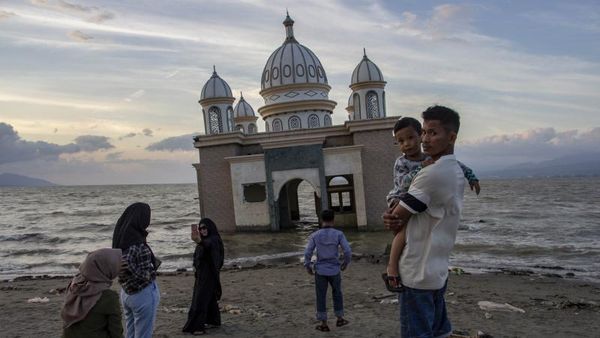 Potret Semangat Baru Setahun Pascagempa dan Tsunami Palu