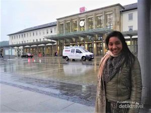 Potret Stasiun Kaiserslautern Hauptbahnhof di Jerman