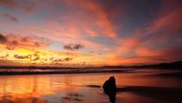Potret Sunset Terindah dari Resort Terbaik Dunia 2016