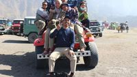 Potret: Terpikat Indahnya Bromo dan Semeru