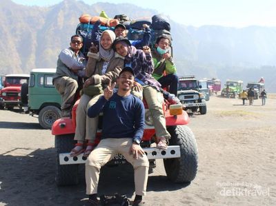 Potret: Terpikat Indahnya Bromo dan Semeru