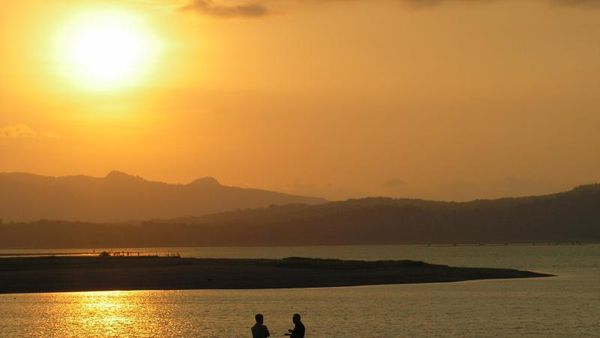 Pulang ke Wonogiri, Kunjungi Waduk Gajah Mungkur