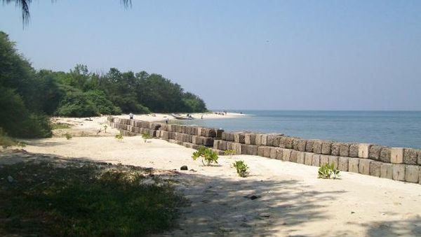 Pulau Rambut dan Untung Jawa