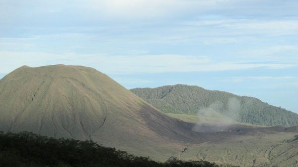 Puncak Mahawu, Sunrise & Sunset Terbaik di Sulawesi Utara