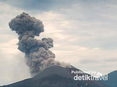 Saat Anak Gunung Krakatau Menarik Perhatian