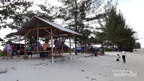 Satu Lagi Pantai Cantik di Bangka