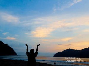 Satu Lagi Pantai Cantik di Malang