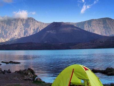 Savana Gunung Rinjani di Lombok yang Selalu Menggoda