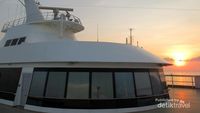 Secantik Ini, Sunset dari Atas Kapal Pesiar