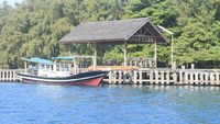 Sekarang Numpang Foto di Pulau Bira