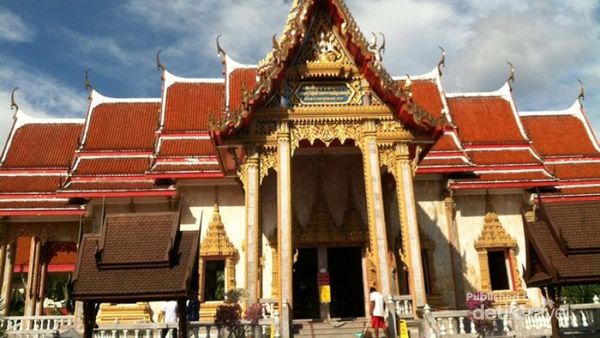 Serasa Jadi James Bond di Phuket