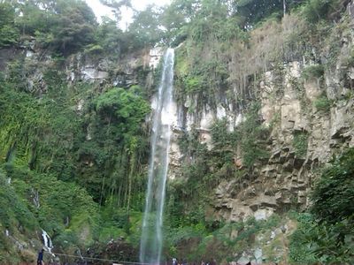 Seribu Kesegaran di Grojogan Sewu, Solo