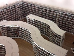 Ssst.. Ada Perpustakaan Tersembunyi di Orchard Road Singapura