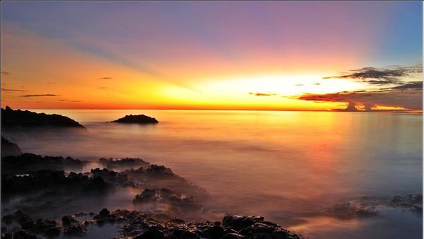 Sunset Latuhalat Punya Makna