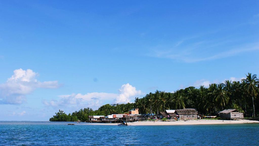 Tak Disangka Ada Teluk Seindah Ini di Kalimantan Selatan Tak Disangka Ada Teluk Seindah Ini di Kalimantan Selatan